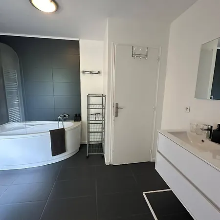 Constance 2 - Spacieux Duplex Avec Piscine Privative * Antibes